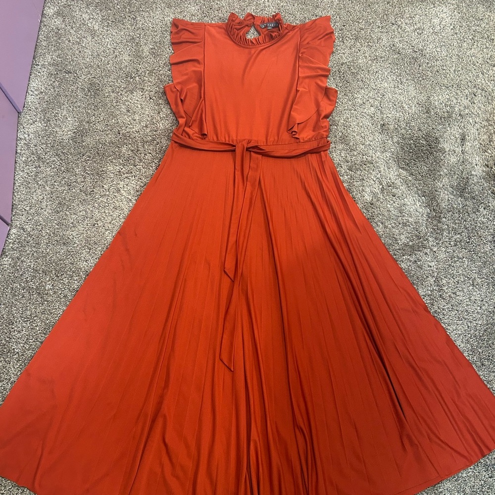Sharagano Ruffled Midi Dress in Vibrant Rust Burnt Orange 🍊
